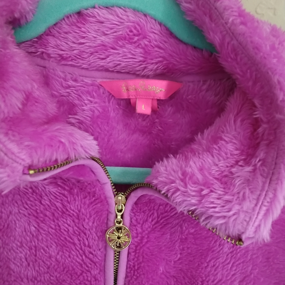 Lilly Pulitzer - Fuzzy Jacket - Size Large - Picture 4 of 4